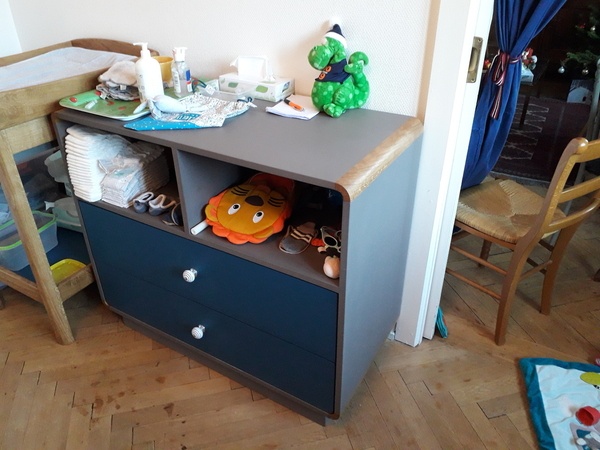 Commode pour chambre d'enfant