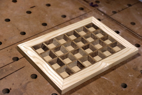 Planche trompe l'oeil 3D et utilisation bande élastique