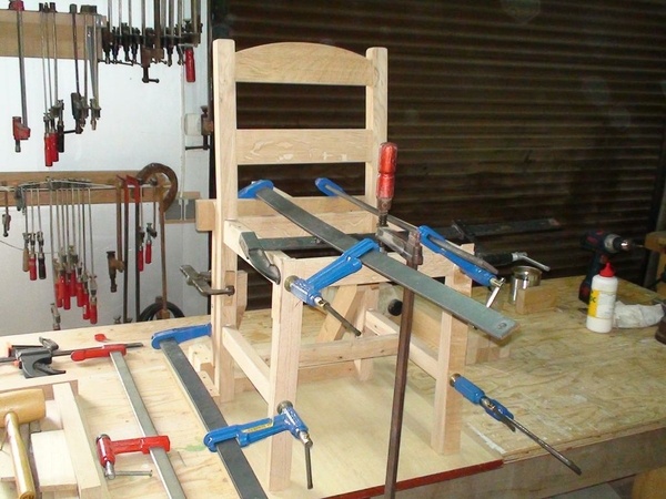 Chaise en chêne massif