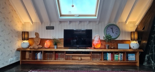 Meuble en sipo brut de décoffrage