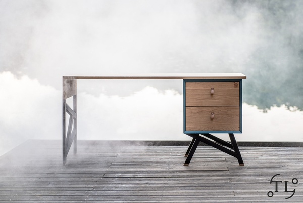 Bureau sur le lac
