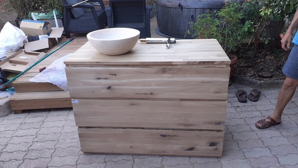 Meuble bas de salle de bain