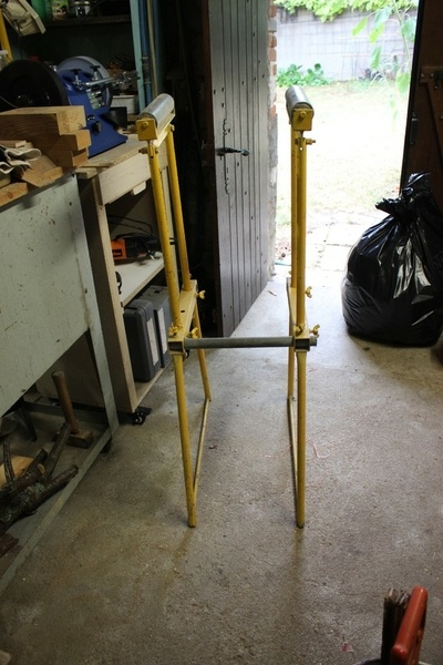 Servant en mode court pour sortie ruban