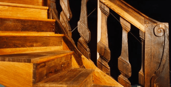 En r'montant l'escalier