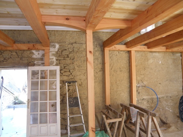 Solivage en Cyprès de Lambert