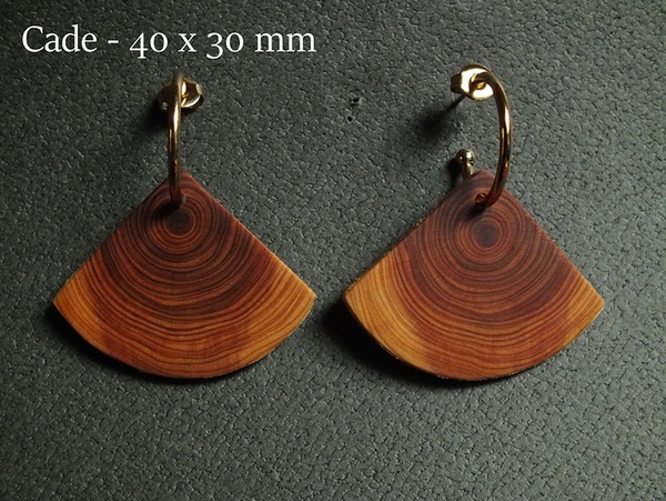 Boucles d'oreille en cade