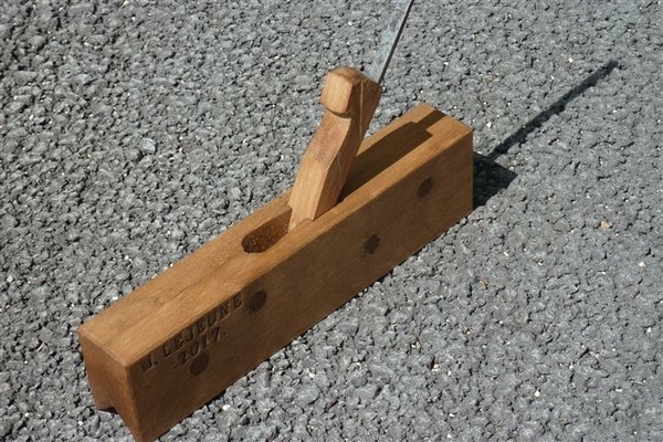 Rabot pour casser les arêtes