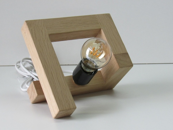 Lampe design en chêne