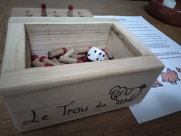 Jeu "le trou du cochon" sapin et chêne