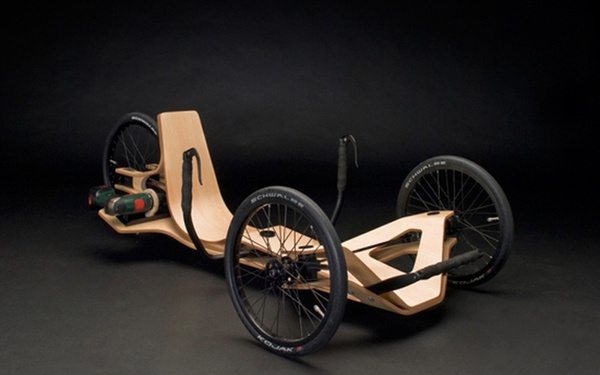 Tricycle couché entrainé par une visseuse à batterie