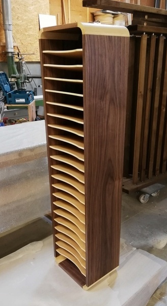 Meuble suspendu à étagère fixe coin arrondi