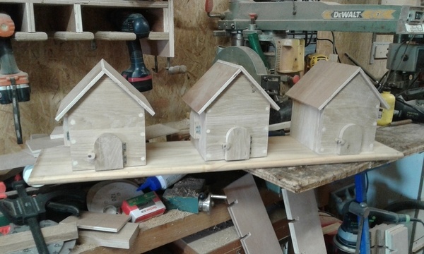 Les maisons des trois petits cochons