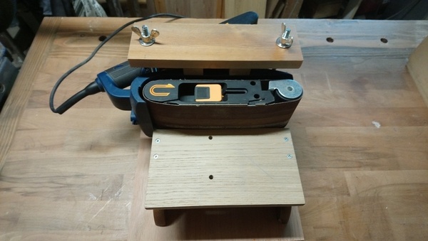 Montage ponceuse à bande