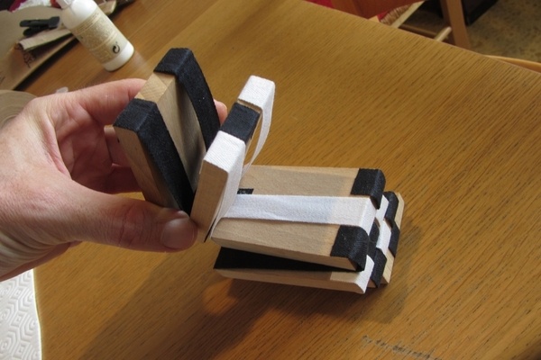 Jouet insolite illusion de mouvement : Echelle de Jacob