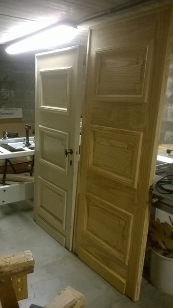 Reproduction à l'identique d'une porte de style pour une habitation du patrimoine