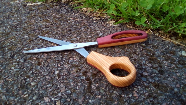 Une petite paire de ciseaux..