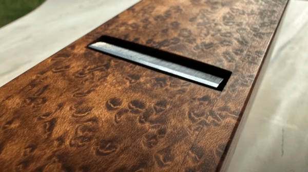 Tom Fidgen - Série de vidéos sur la fabrication d'un rabot d'inspiration Krenov