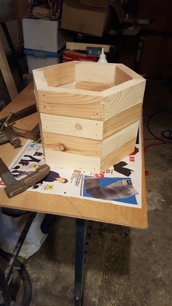 Jardinière au 2 essence