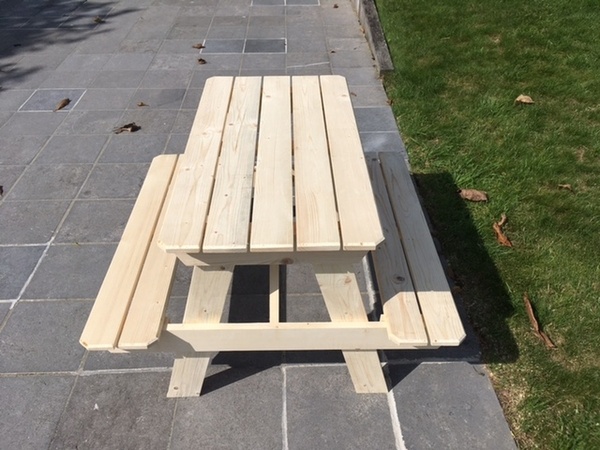 Table pique nique enfant