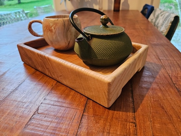 Petits plateaux de service, massifs, en chêne