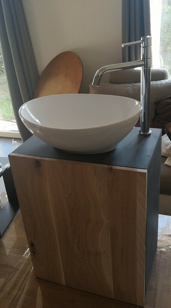 Meuble support vasque pour les WC