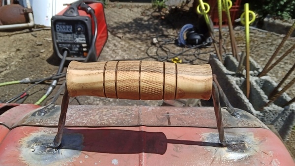 Poignée pour barbecue portable