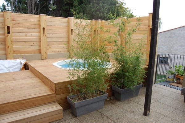 Terrasse avec spa