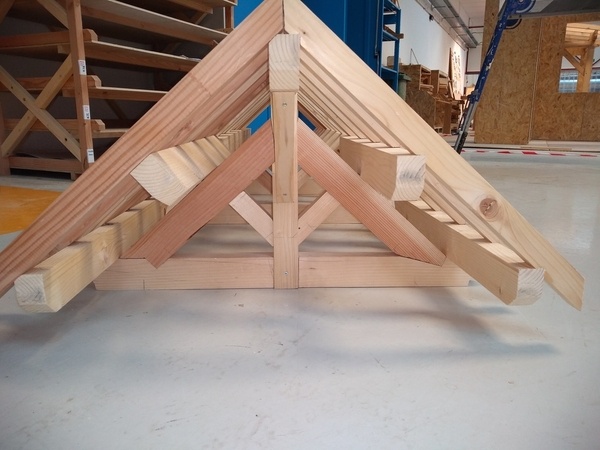 Maquette charpente ferme latine
