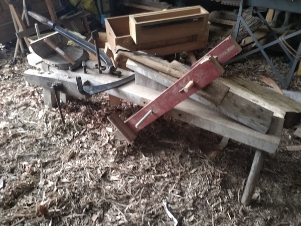 Banc établi d'âne à tout faire ...