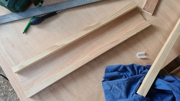 Fabrication Guide Scie Sauteuse