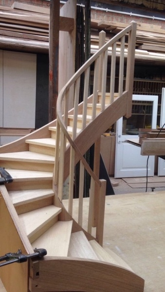 Escalier balancer deux quart tournant