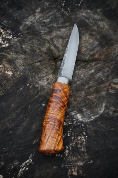 Puukko manche en vieux chêne