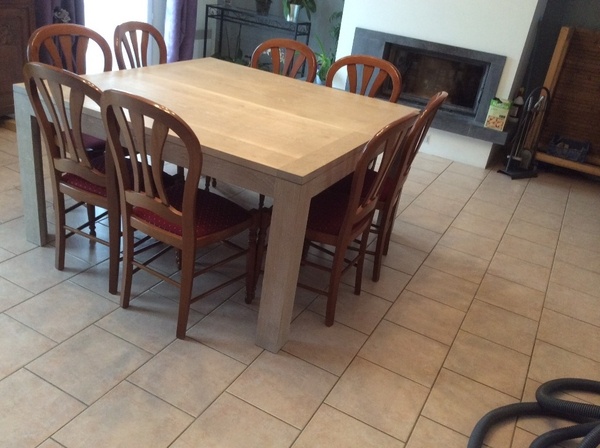 Table de salle à manger