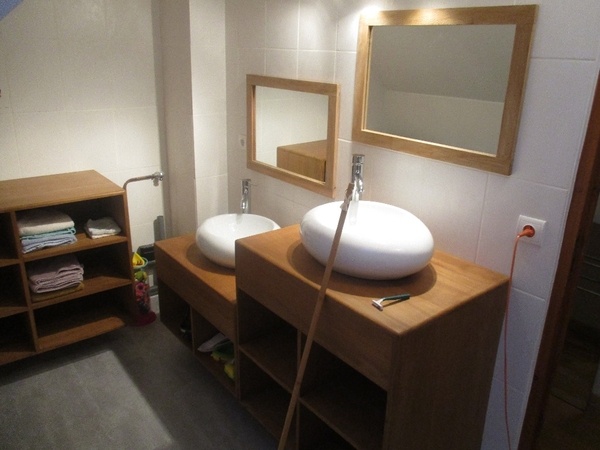 Les meubles de la salle de bain