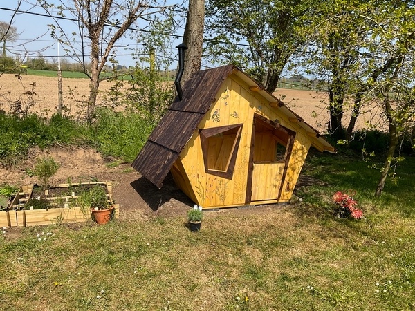 Ma version de la cabane biscornue