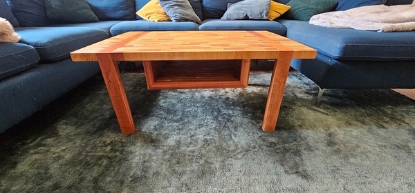 Table basse en chêne et sapelli