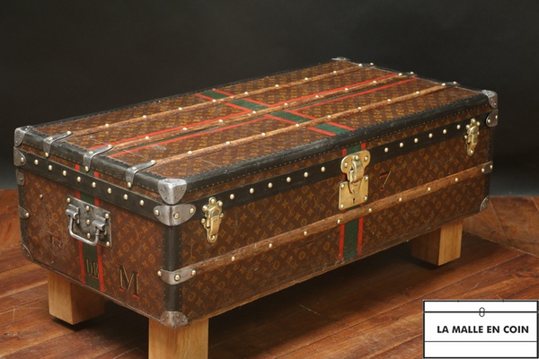 Socle pour malle  Louis Vuitton