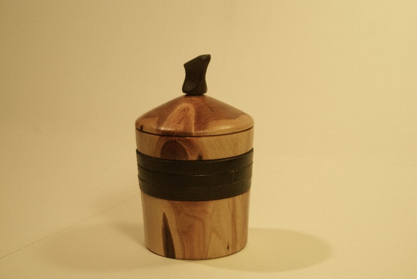 Boîte en bois de Cade