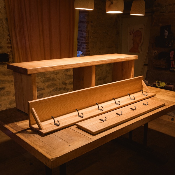 Accessoires pour entrée - porte manteaux et banquette en chêne d'amérique