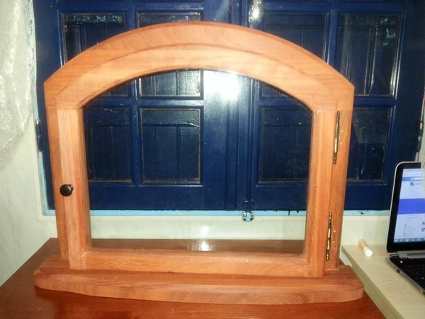 Petite porte vitrée