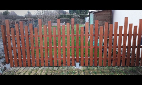 Clôture à créneau