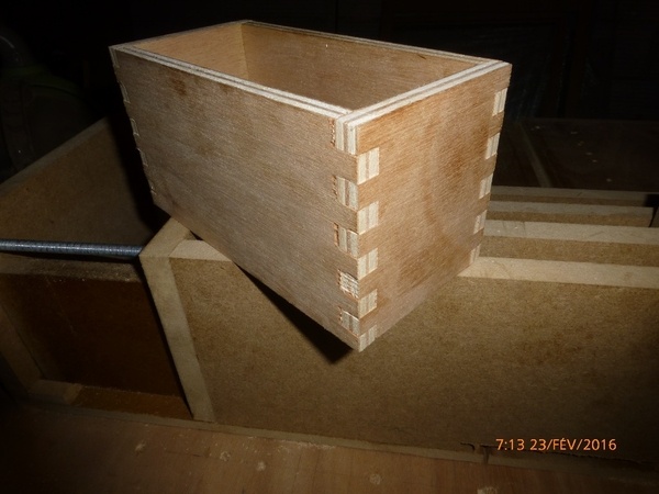 Gabarit pour queue droites