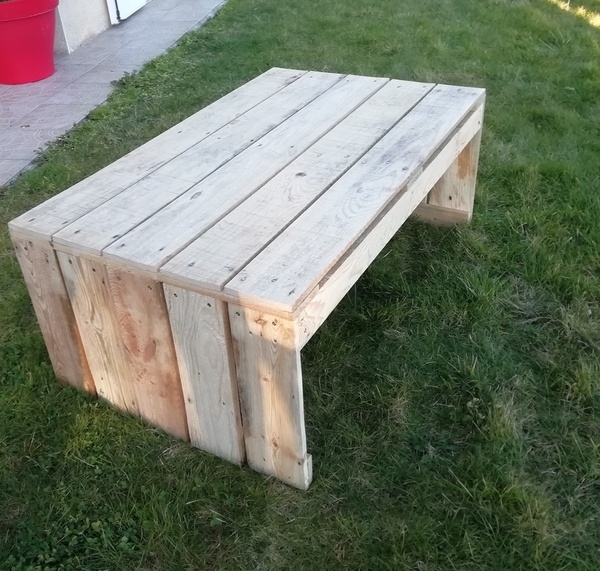 Table basse en palettes