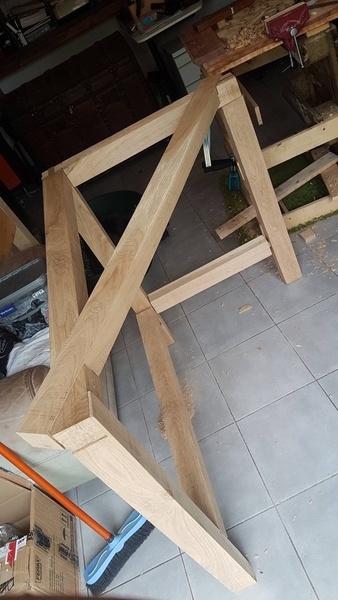 Pieds de tables en chêne