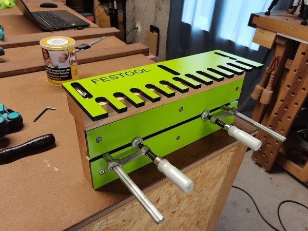 Gabarit queues droite queues d'aronde