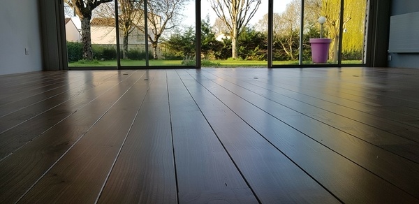 Un parquet en Orme massif