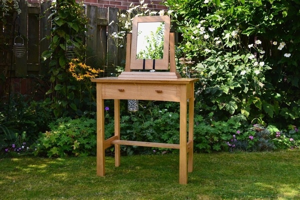 La coiffeuse en style Arts & Crafts