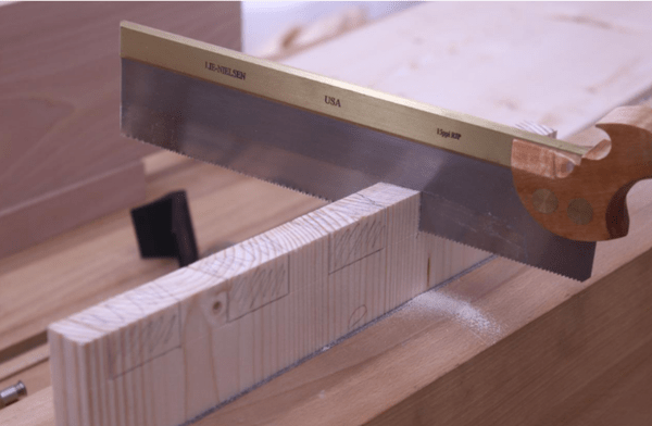 Apprendre à réaliser les queues d'aronde ! Avec Lucas de Atelier la Vivacia