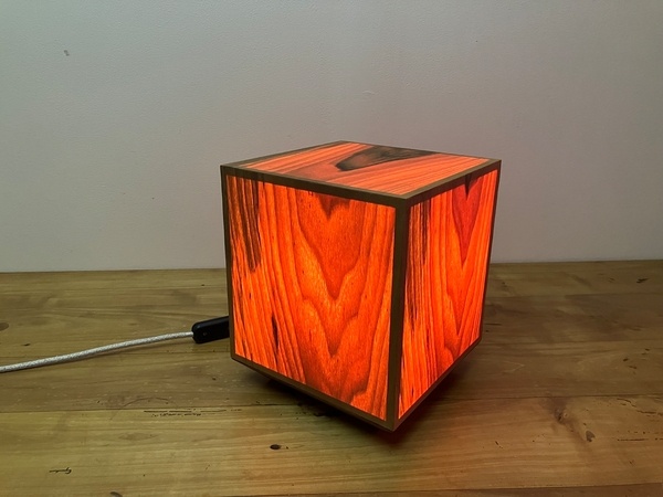Lampe Cube rétroéclairée