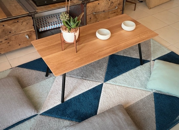 Table basse en chêne massif et métal